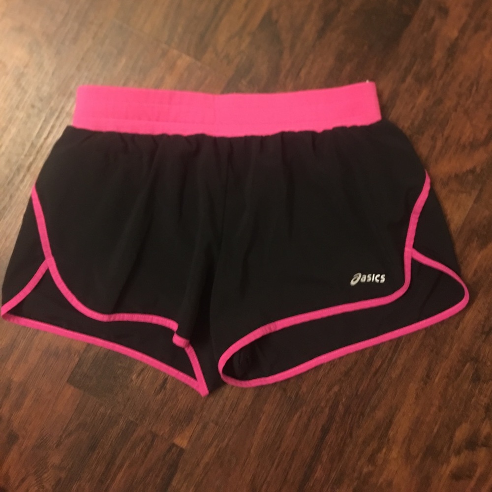 Running shorts